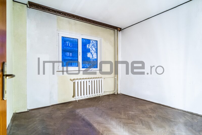 Drumul Taberei 3 camere, 4/10, bloc stradal, c-tie 1980, bucatarie mare, 2 bai